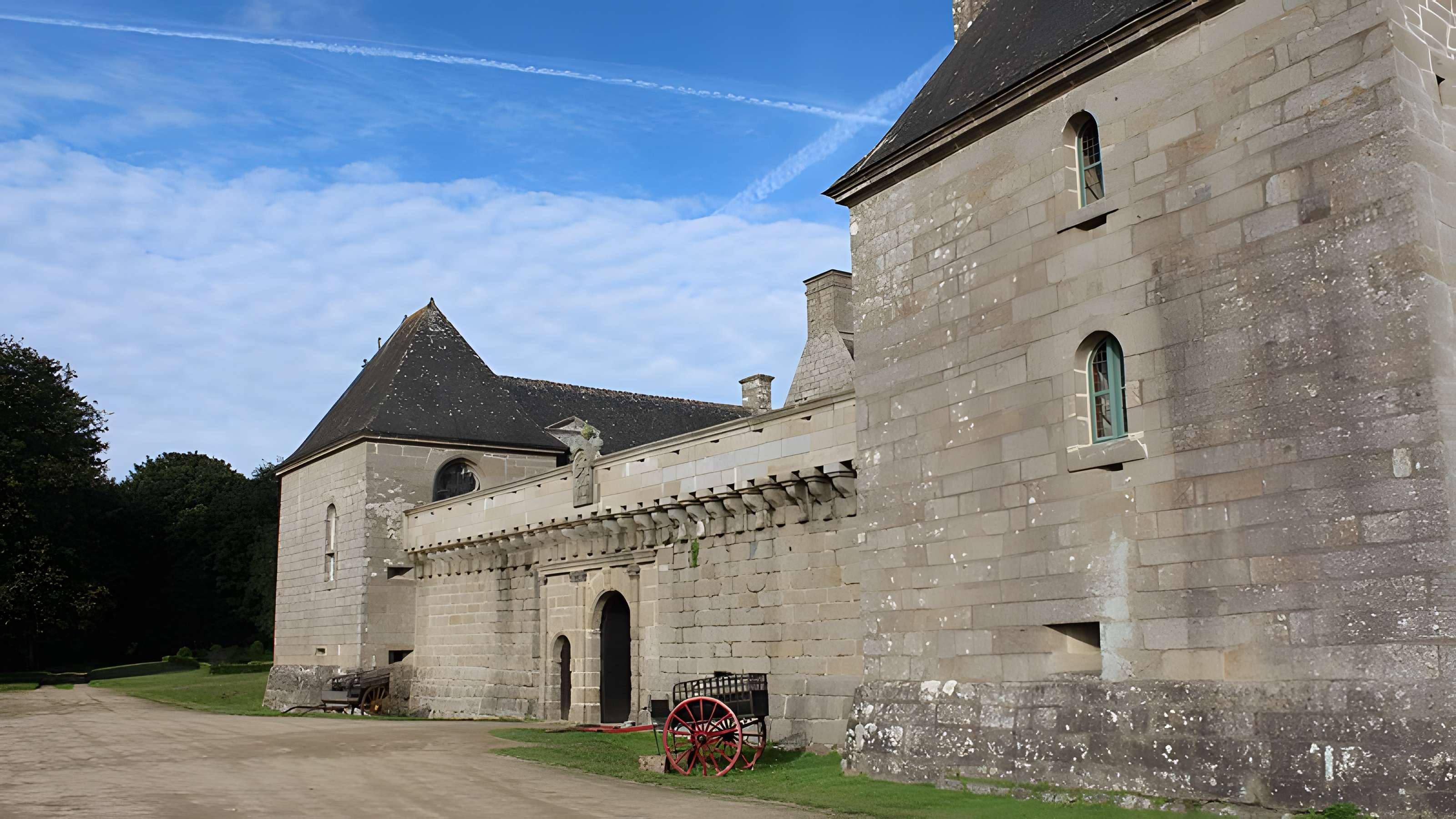 Château de Kergroadès