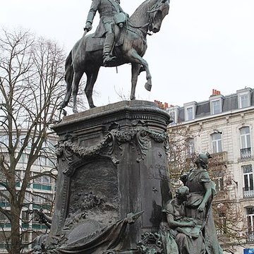 Statue de Faidherbe à Lille