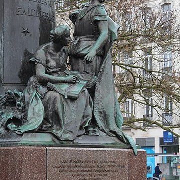 Statue de Faidherbe à Lille