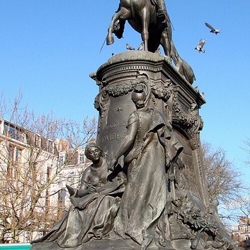 Statue de Faidherbe à Lille
