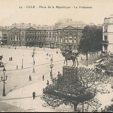Statue de Faidherbe à Lille