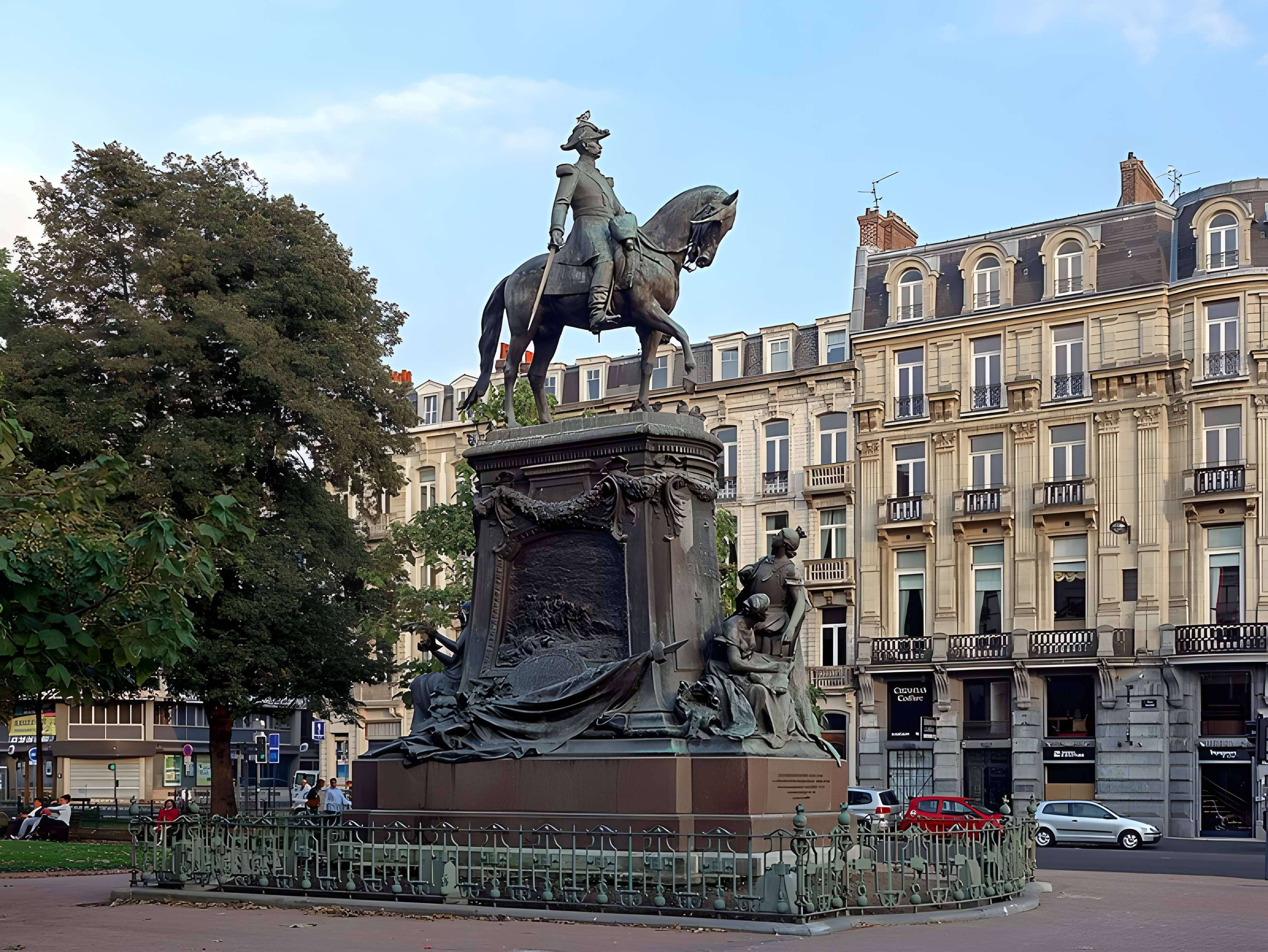Statue de Faidherbe à Lille