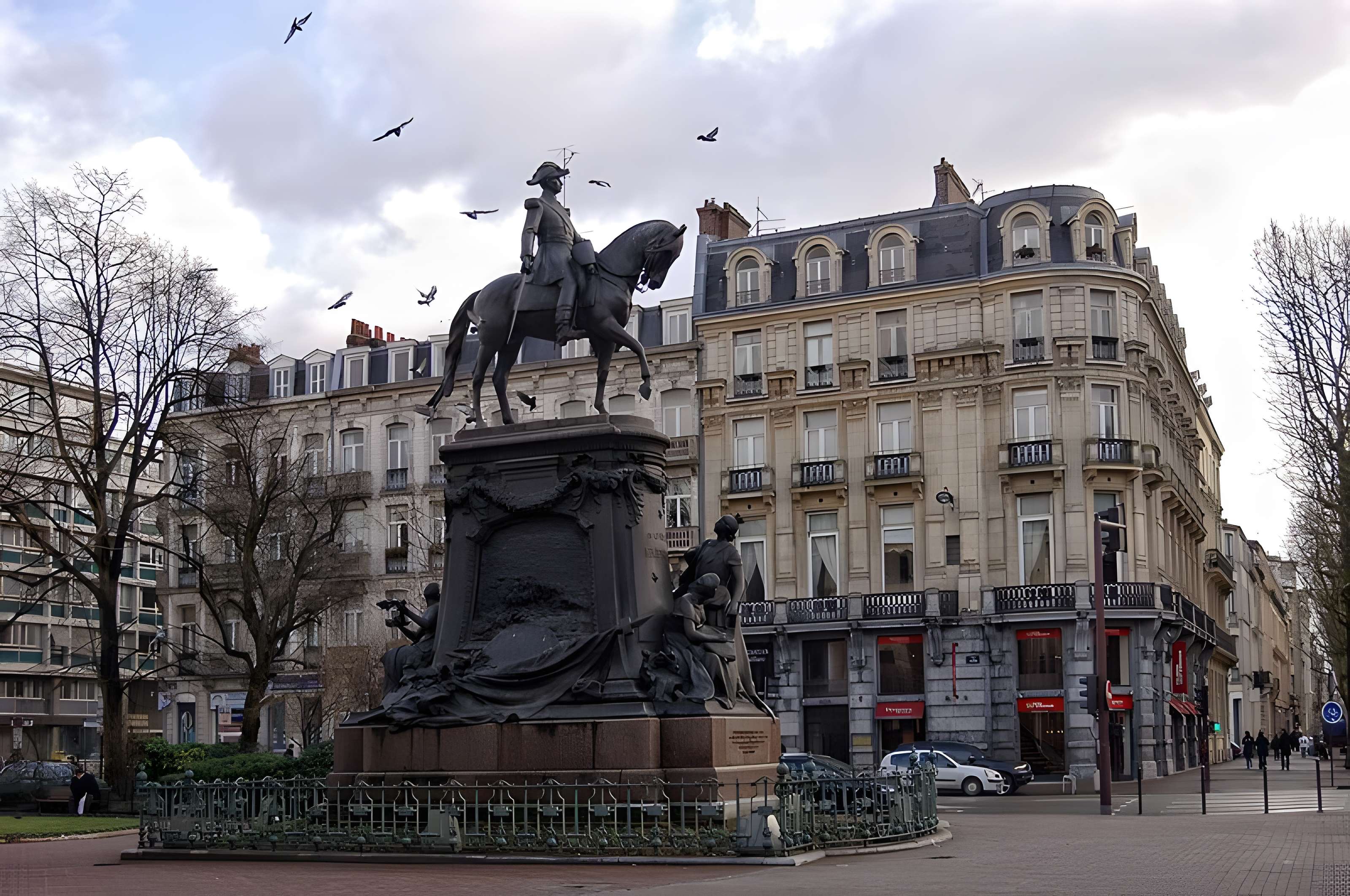 Statue de Faidherbe à Lille