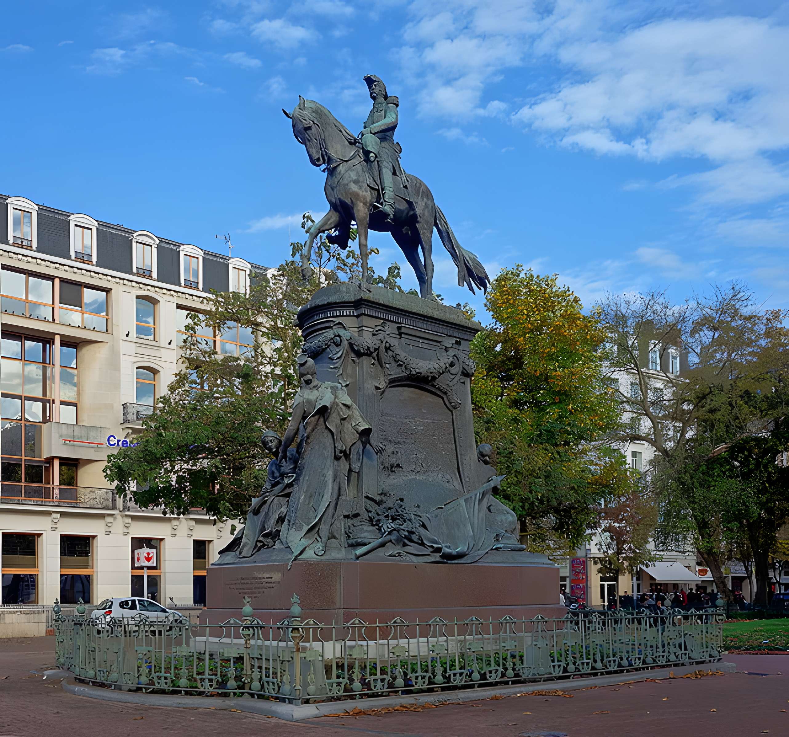 Statue de Faidherbe à Lille