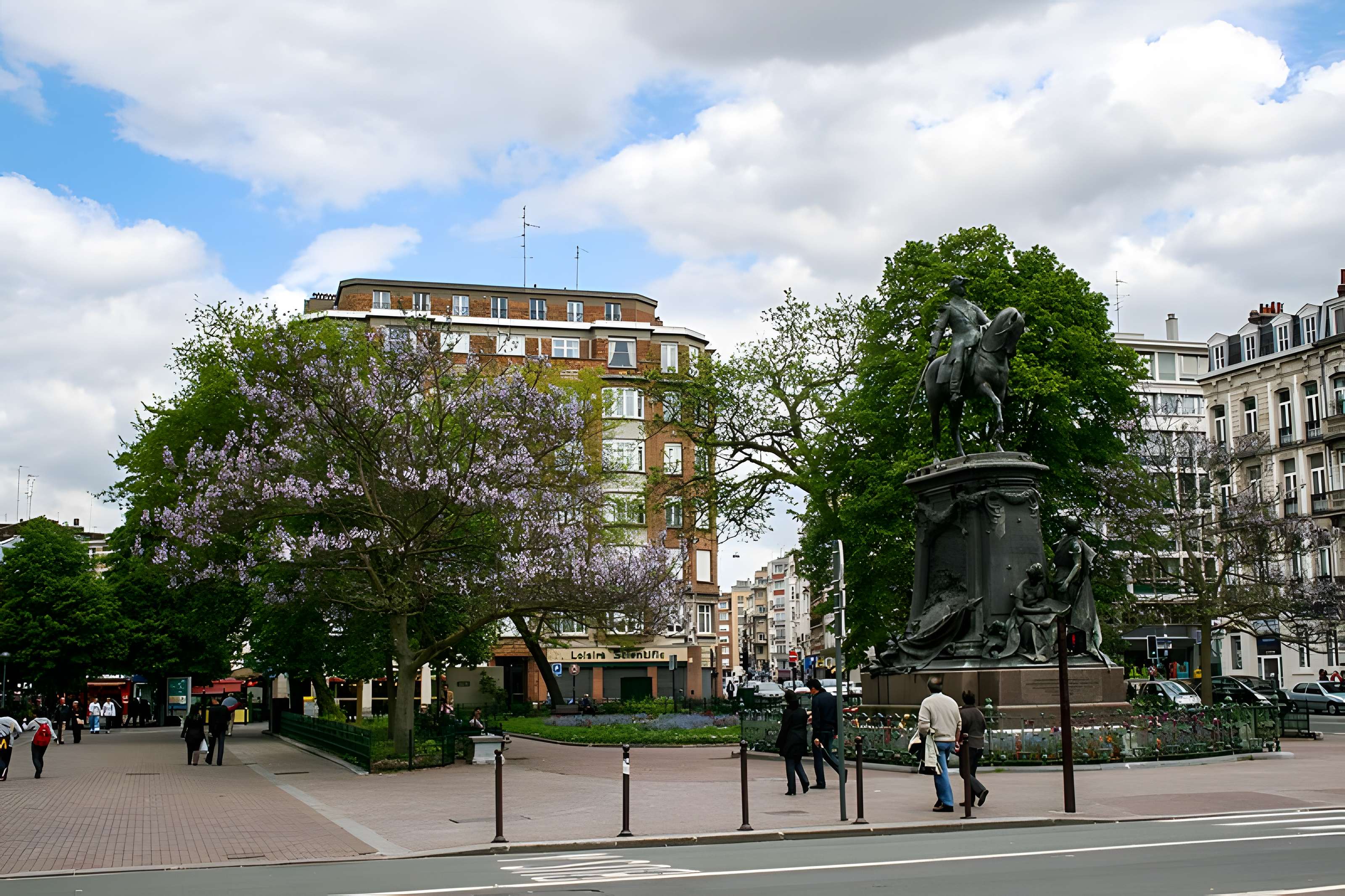 Statue de Faidherbe à Lille