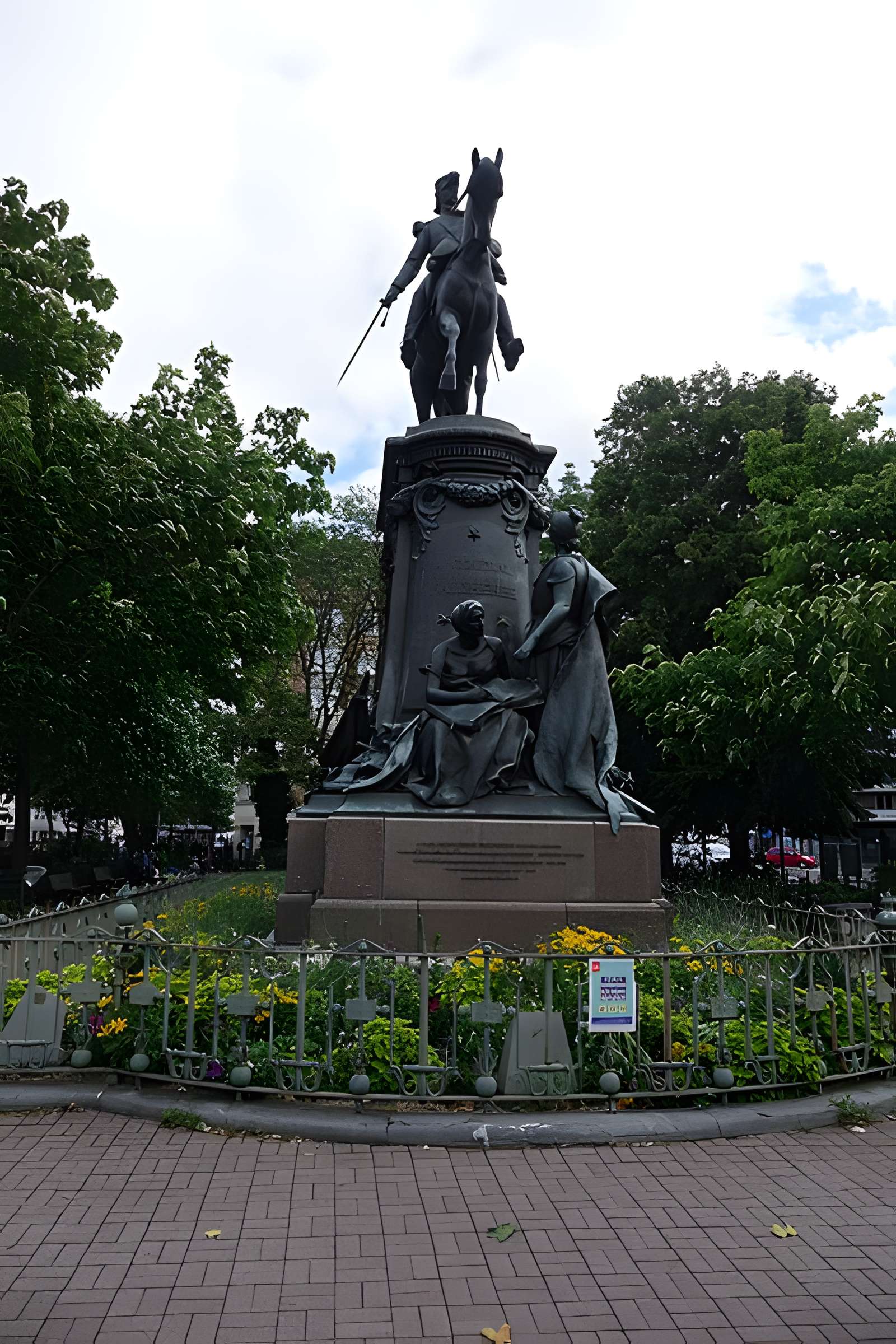 Statue de Faidherbe à Lille