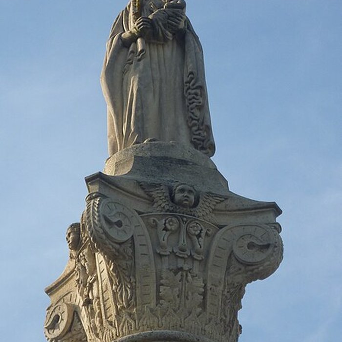 Photo de Statue de la Vierge de Saint-Germain-dEsteuil