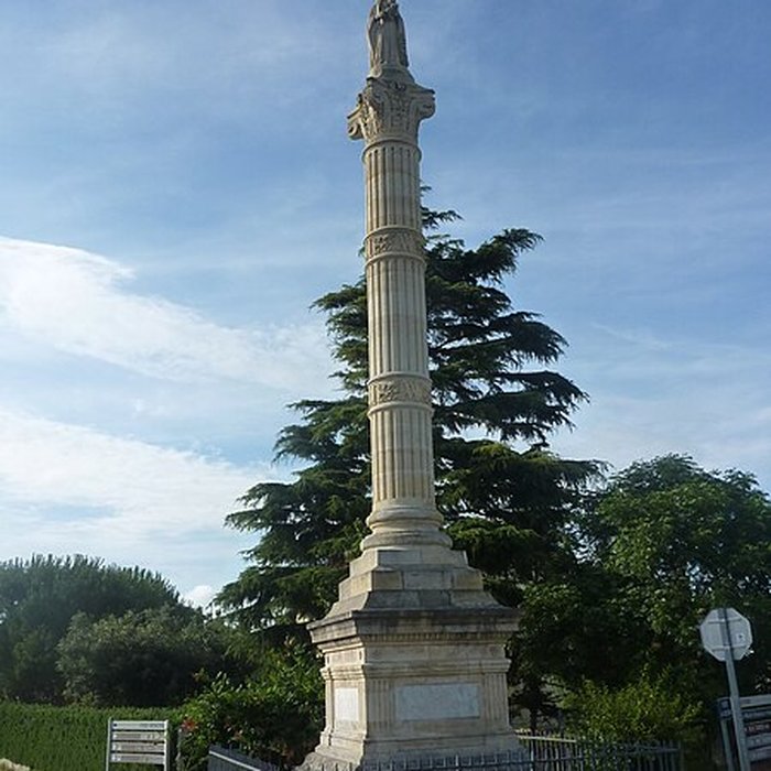 Photo de Statue de la Vierge de Saint-Germain-dEsteuil