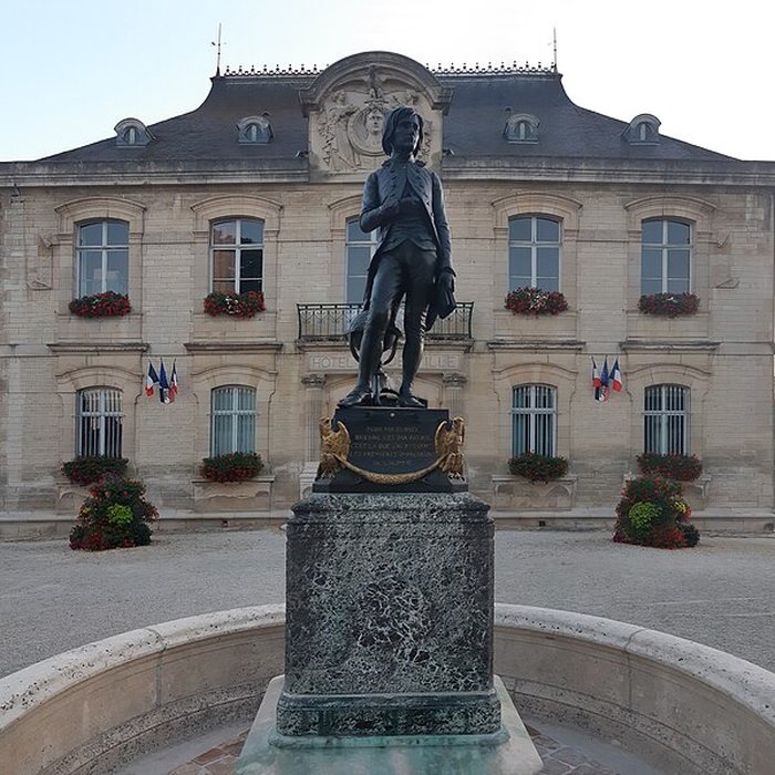 Photo de Statue de Napoléon de Brienne-le-Château