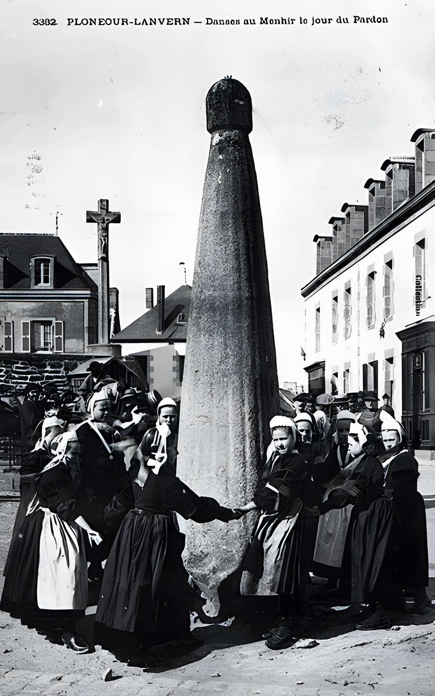 Stèle gauloise de Plonéour-Lanvern