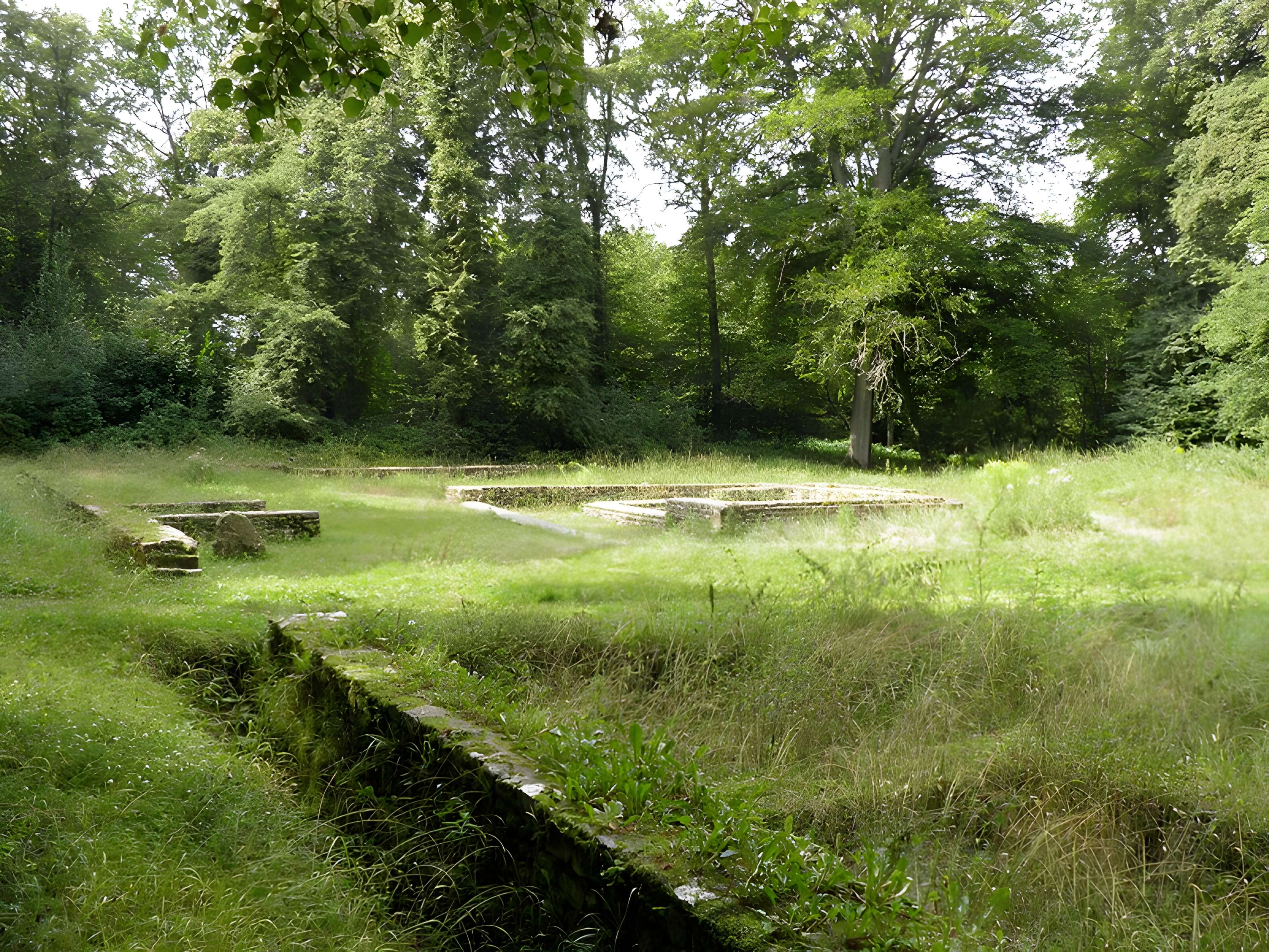 Temple gallo-romain de la forêt d'Halatte à Ognon
