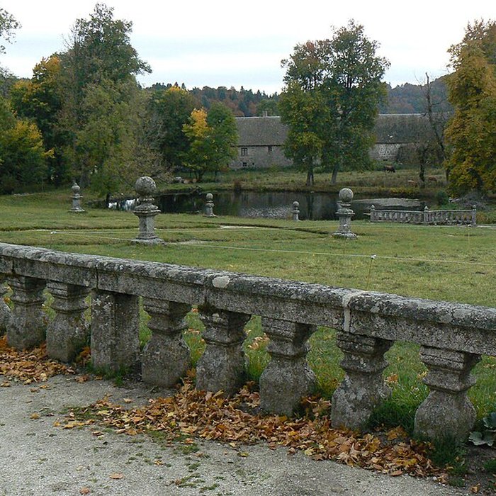Photo de Château de la Baume à Prinsuéjols