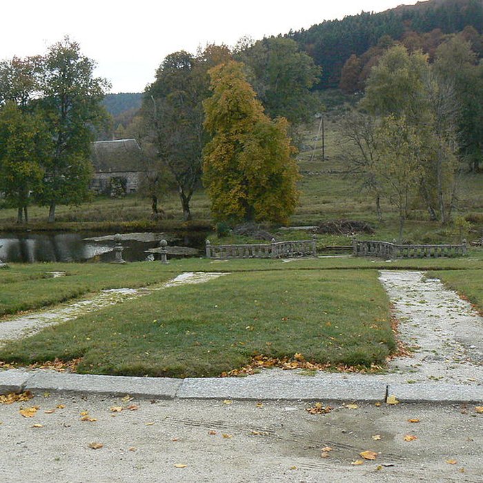 Photo de Château de la Baume à Prinsuéjols