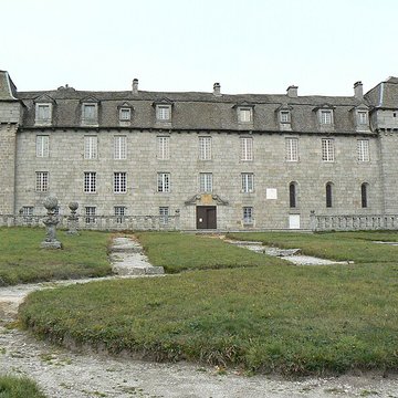 Château de la Baume à Prinsuéjols