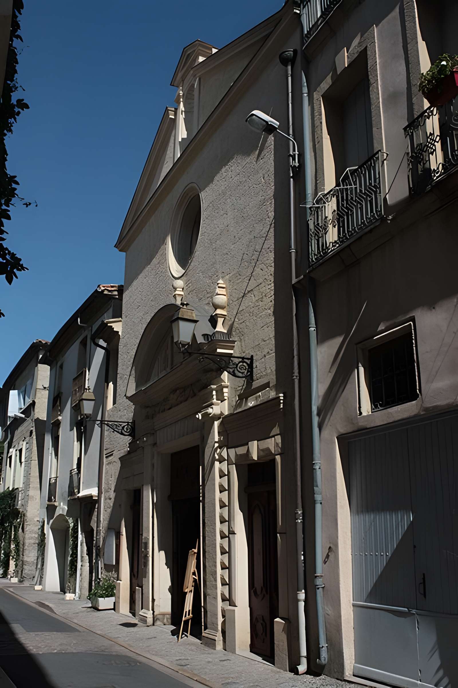 Théâtre, ancienne église des Pénitents Noirs