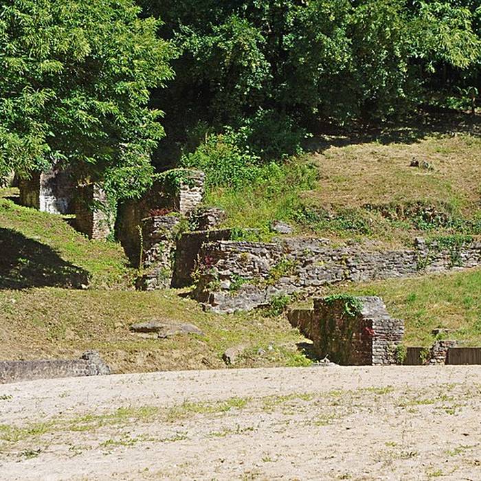 Photo de Théâtre gallo-romain de Gennes