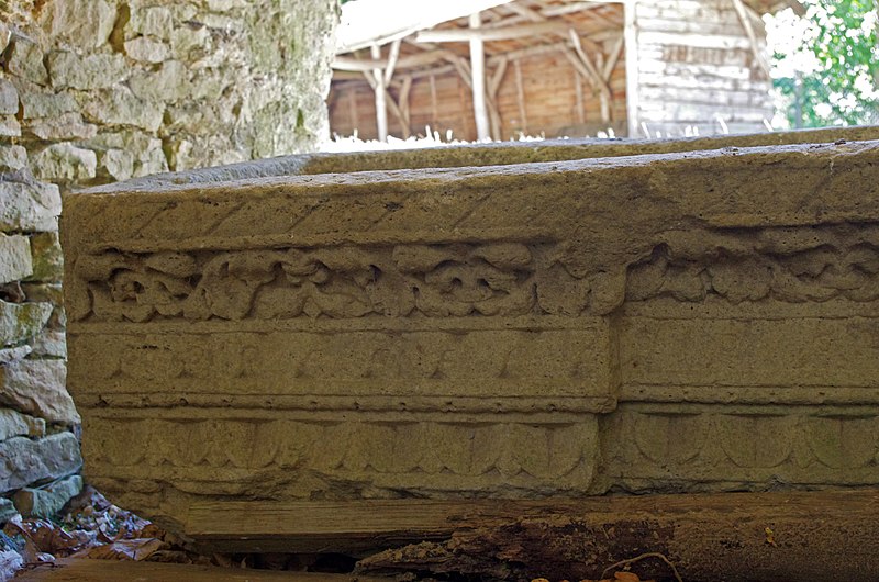 Théâtre gallo-romain de Gennes