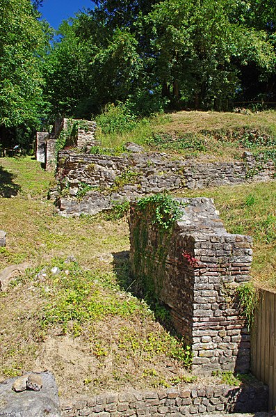 Théâtre gallo-romain de Gennes