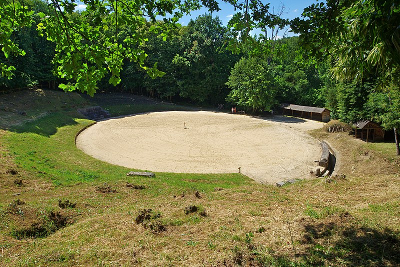 Théâtre gallo-romain de Gennes