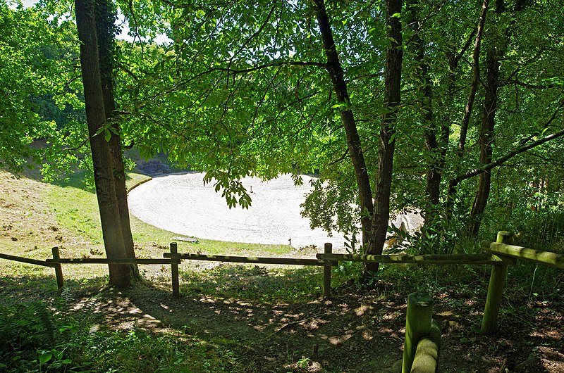 Théâtre gallo-romain de Gennes