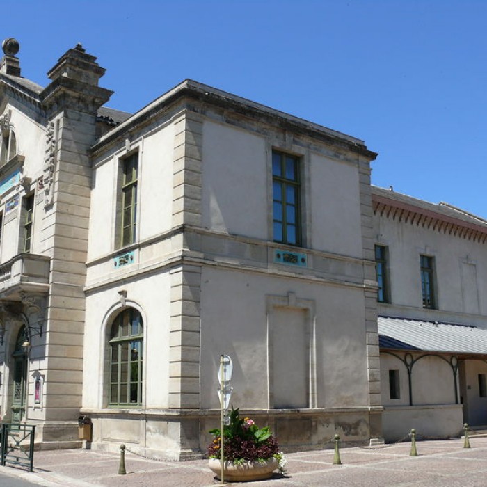 Photo de Théâtre municipal de Villefranche-de-Rouergue