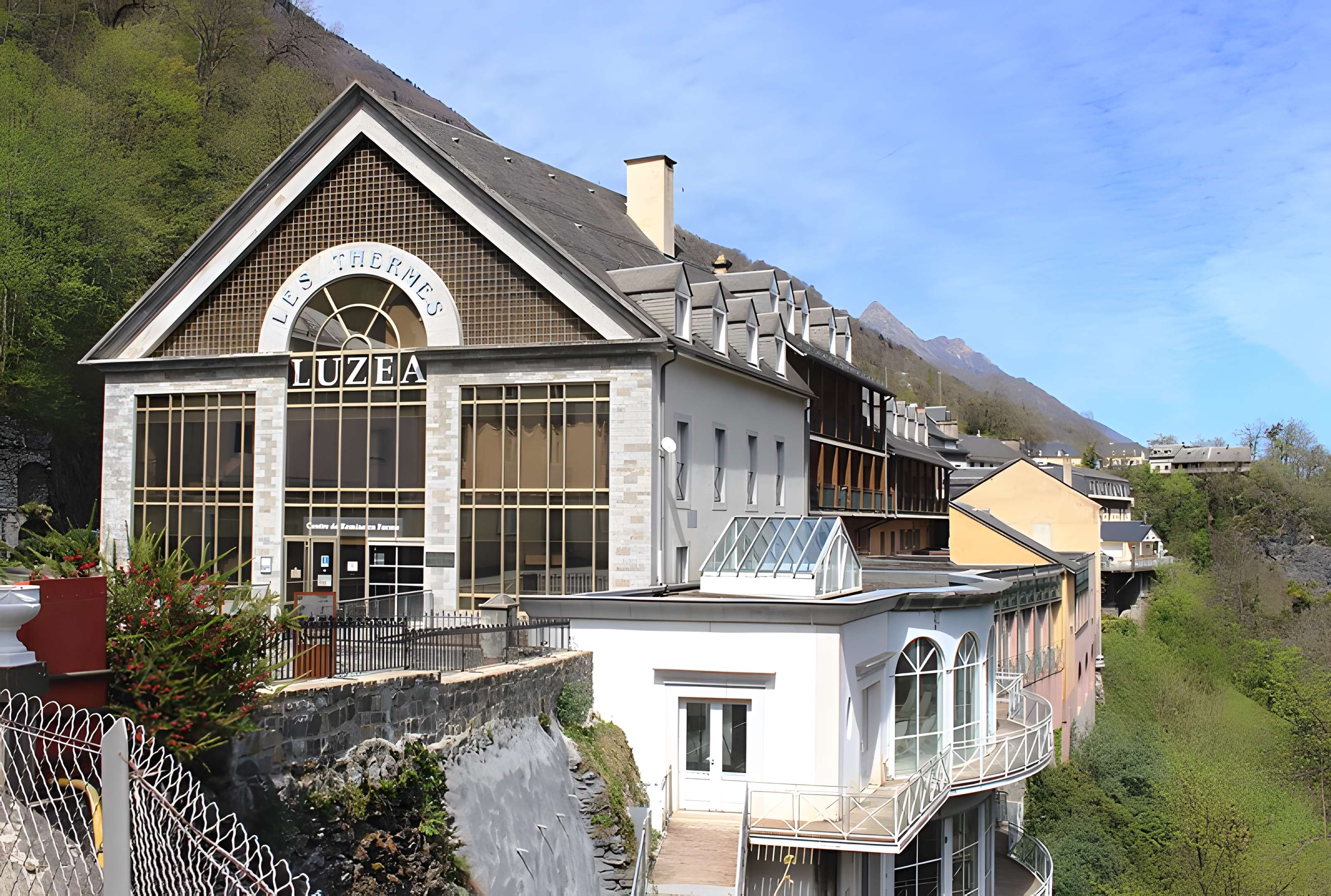 Thermes de Saint-Sauveur à Luz-Saint-Sauveur