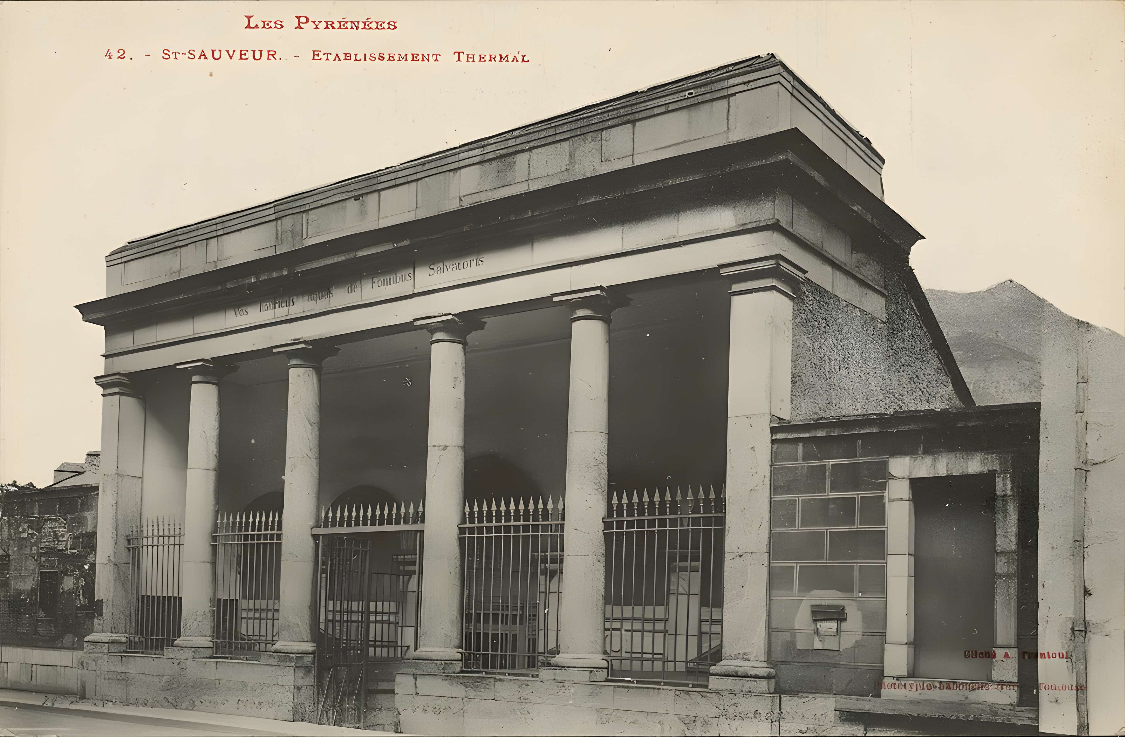 Thermes de Saint-Sauveur à Luz-Saint-Sauveur