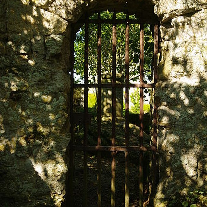 Photo de Tombeau de Marie Joly à Soumont-Saint-Quentin