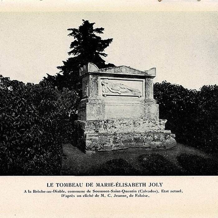 Photo de Tombeau de Marie Joly à Soumont-Saint-Quentin