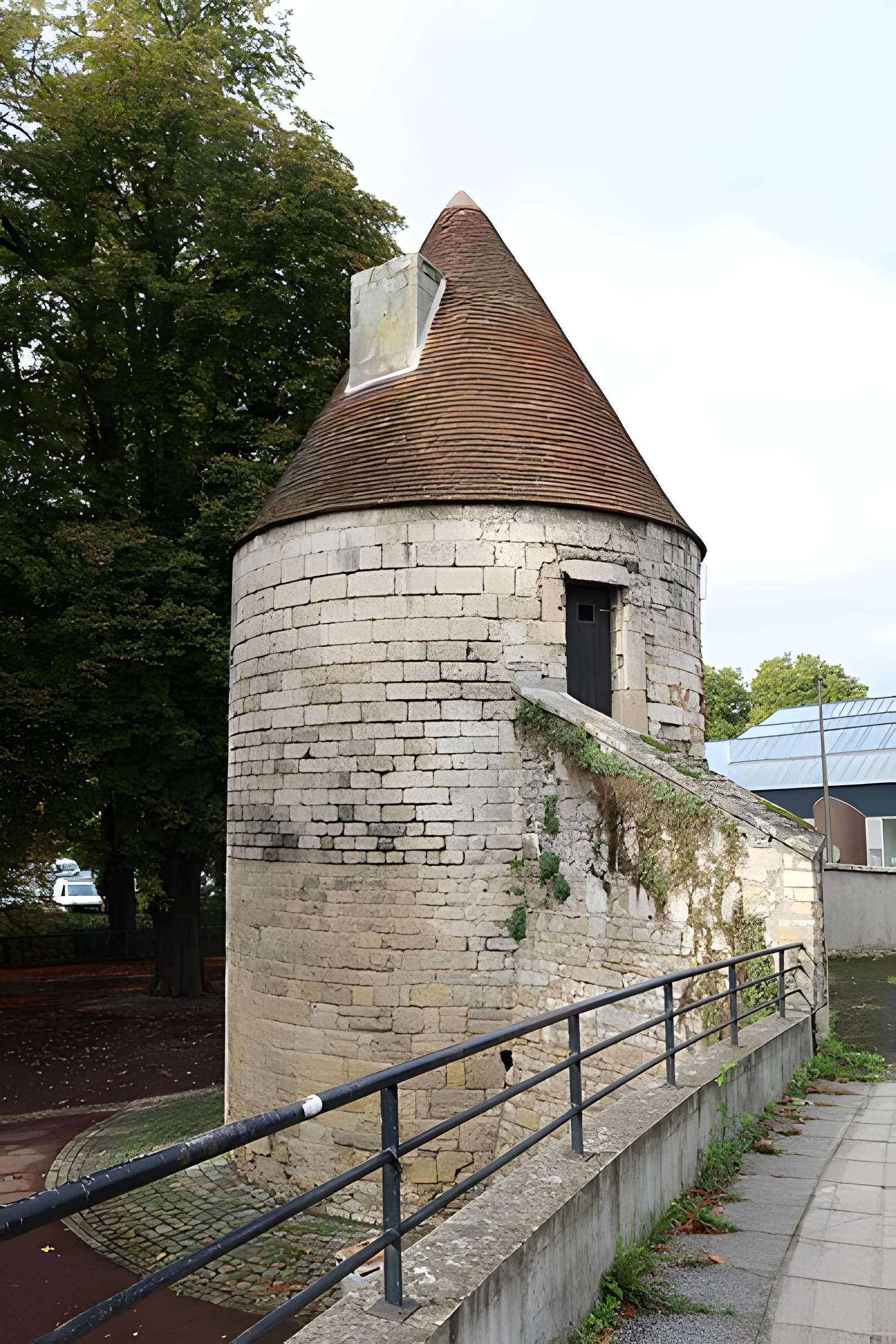 Tour à poudre de Bourges