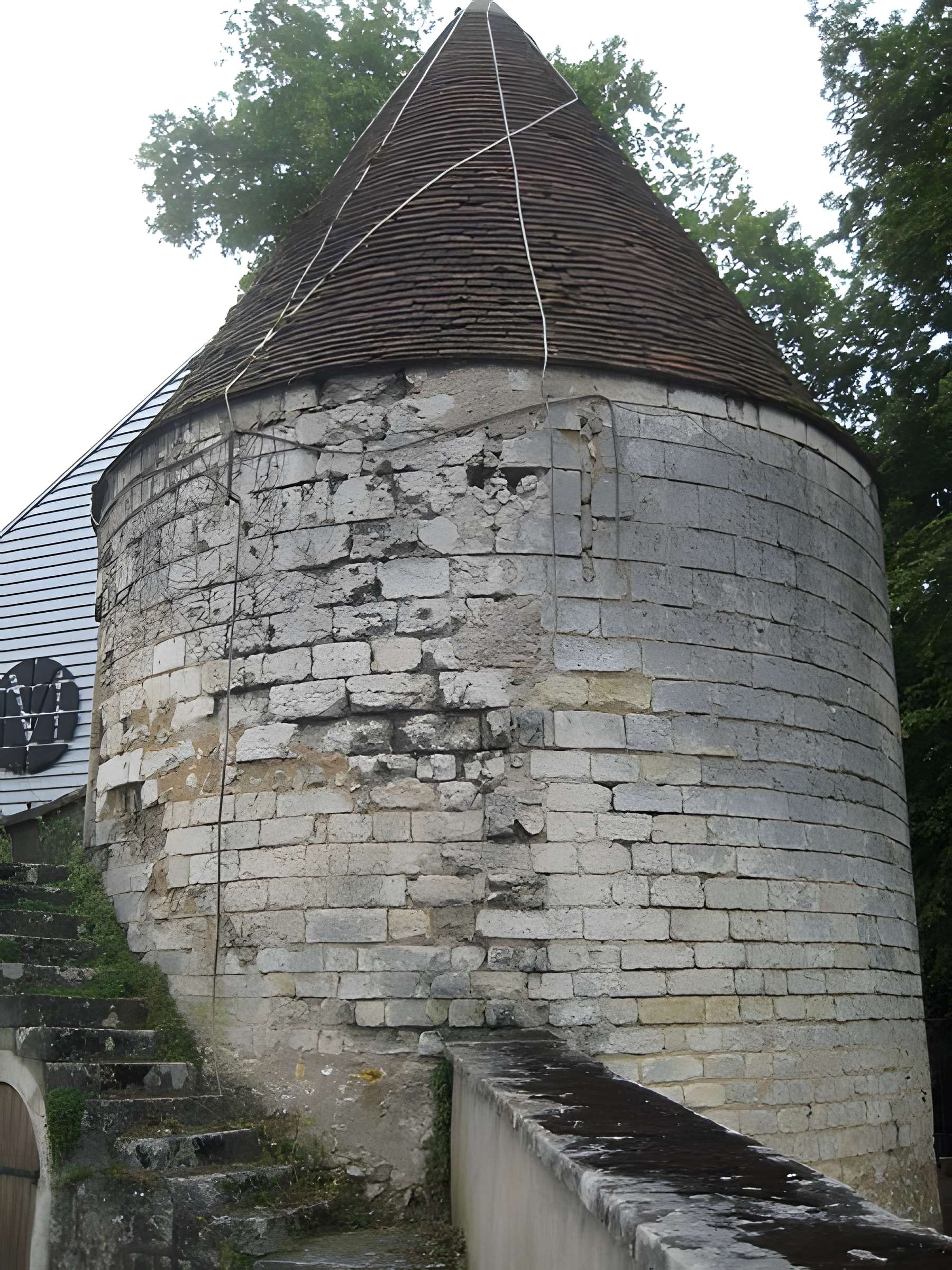 Tour à poudre de Bourges 