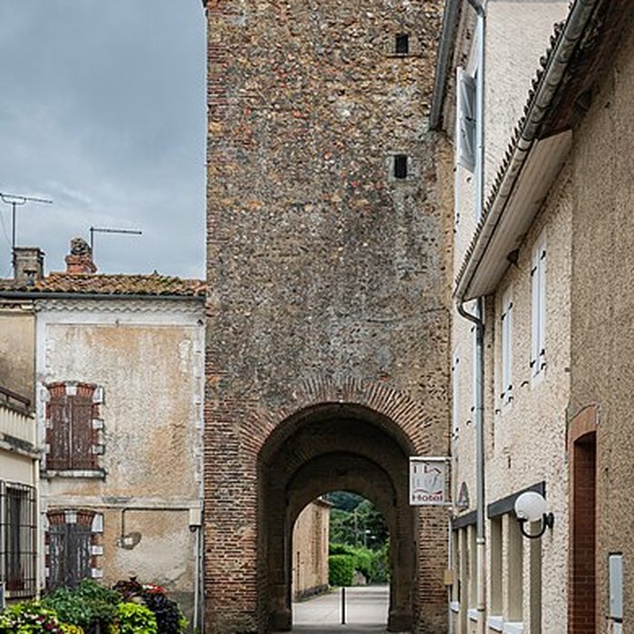 Photo de Tour carrée de Trie-sur-Baïse