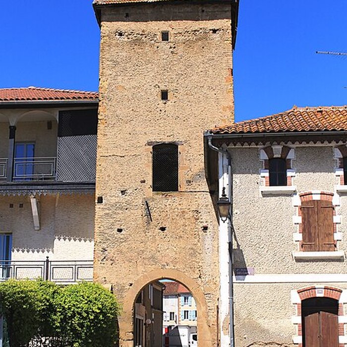 Photo de Tour carrée de Trie-sur-Baïse