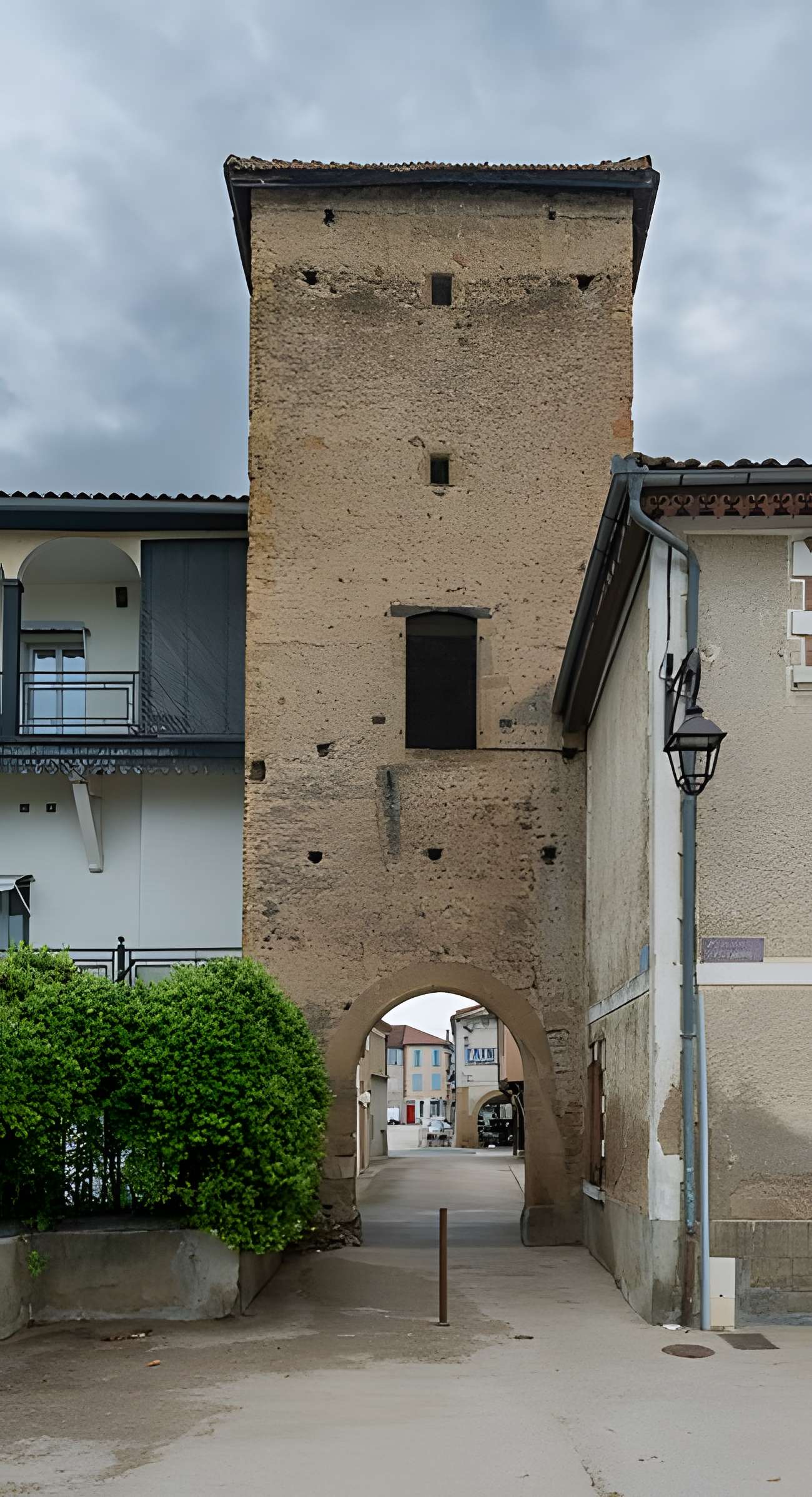 Tour carrée de Trie-sur-Baïse