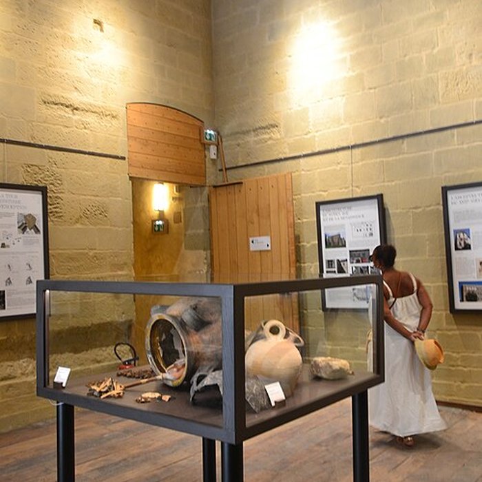 Photo de Tour dArgent de LIsle-sur-la-Sorgue