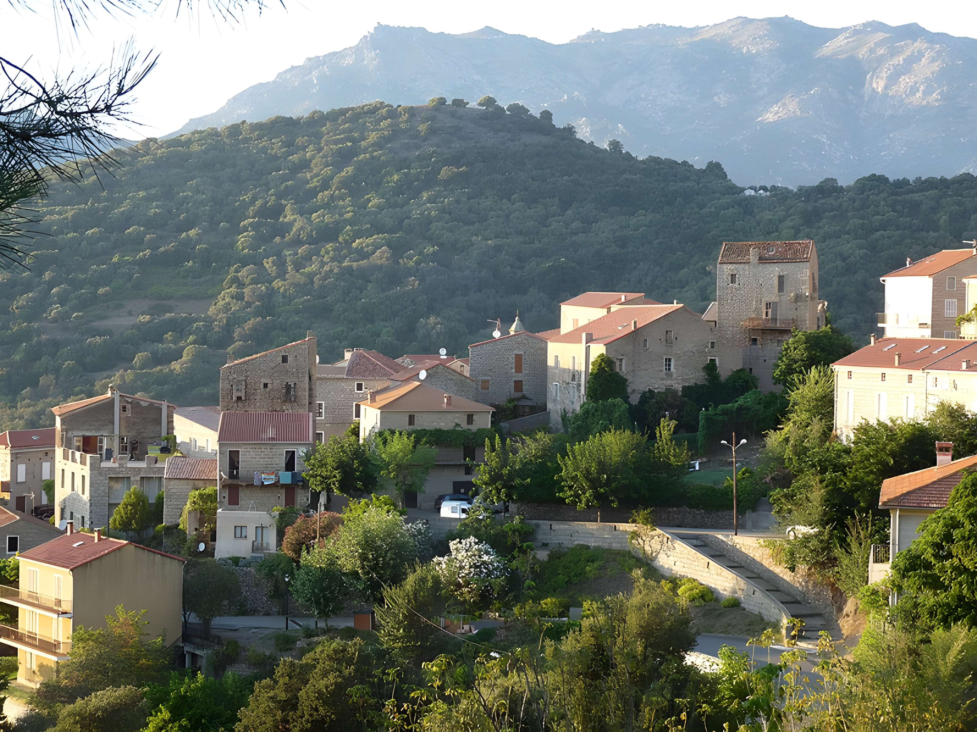 Tour de Colomba de Fozzano