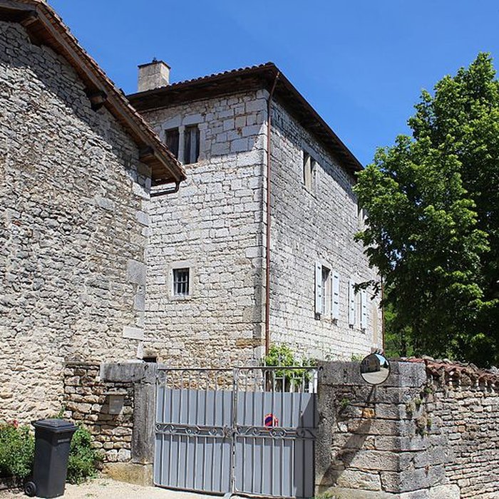 Photo de Tour de Deaul à Revonnas