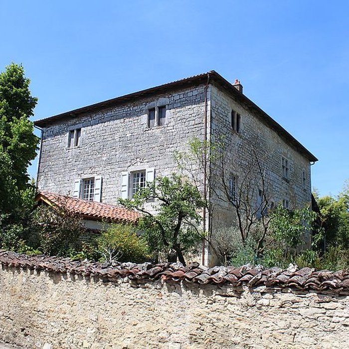 Photo de Tour de Deaul à Revonnas