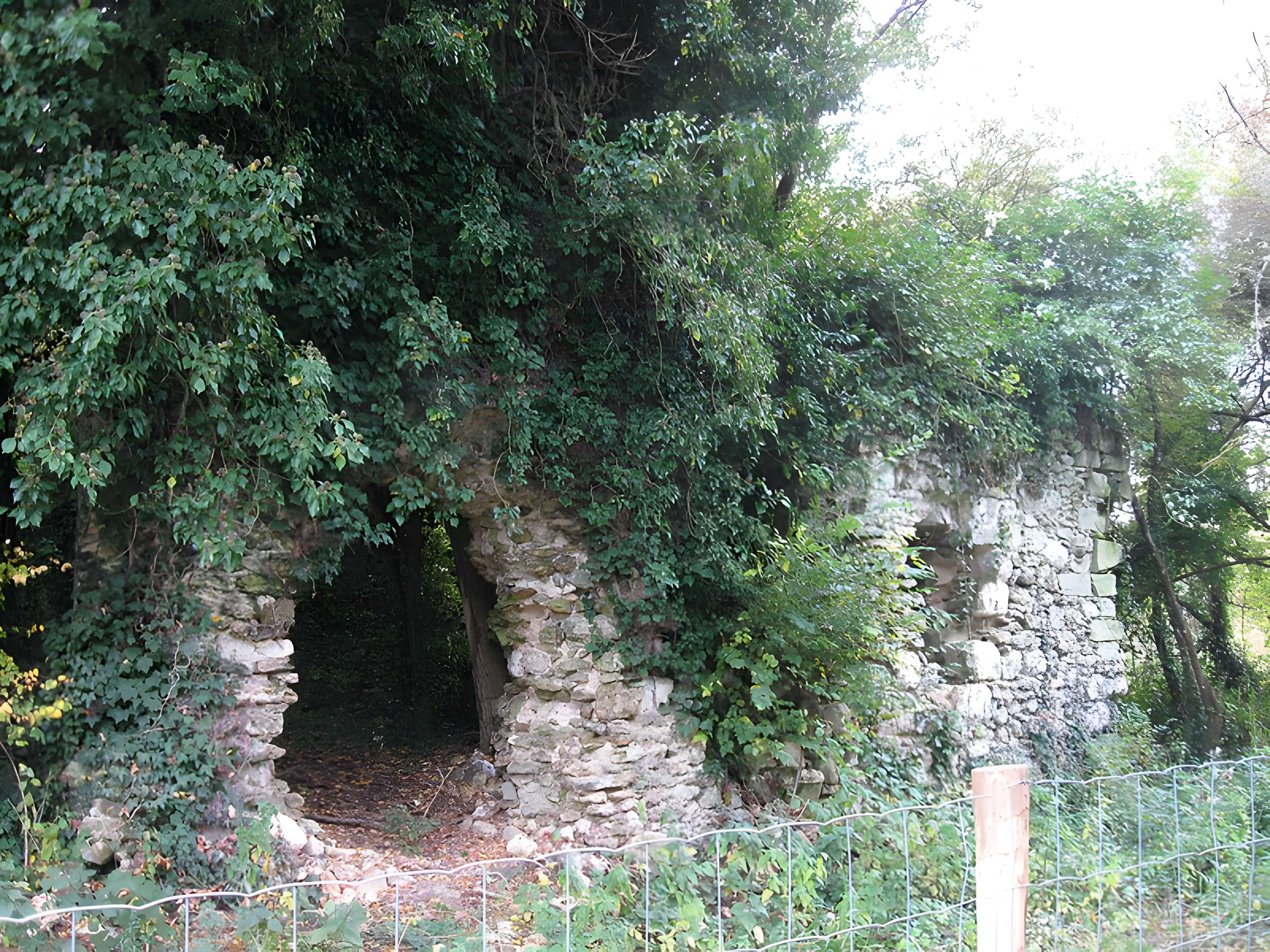 Tour de la Grange de Villeconin