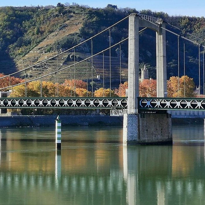 Photo de Tour de la Vierge de Tournon-sur-Rhône