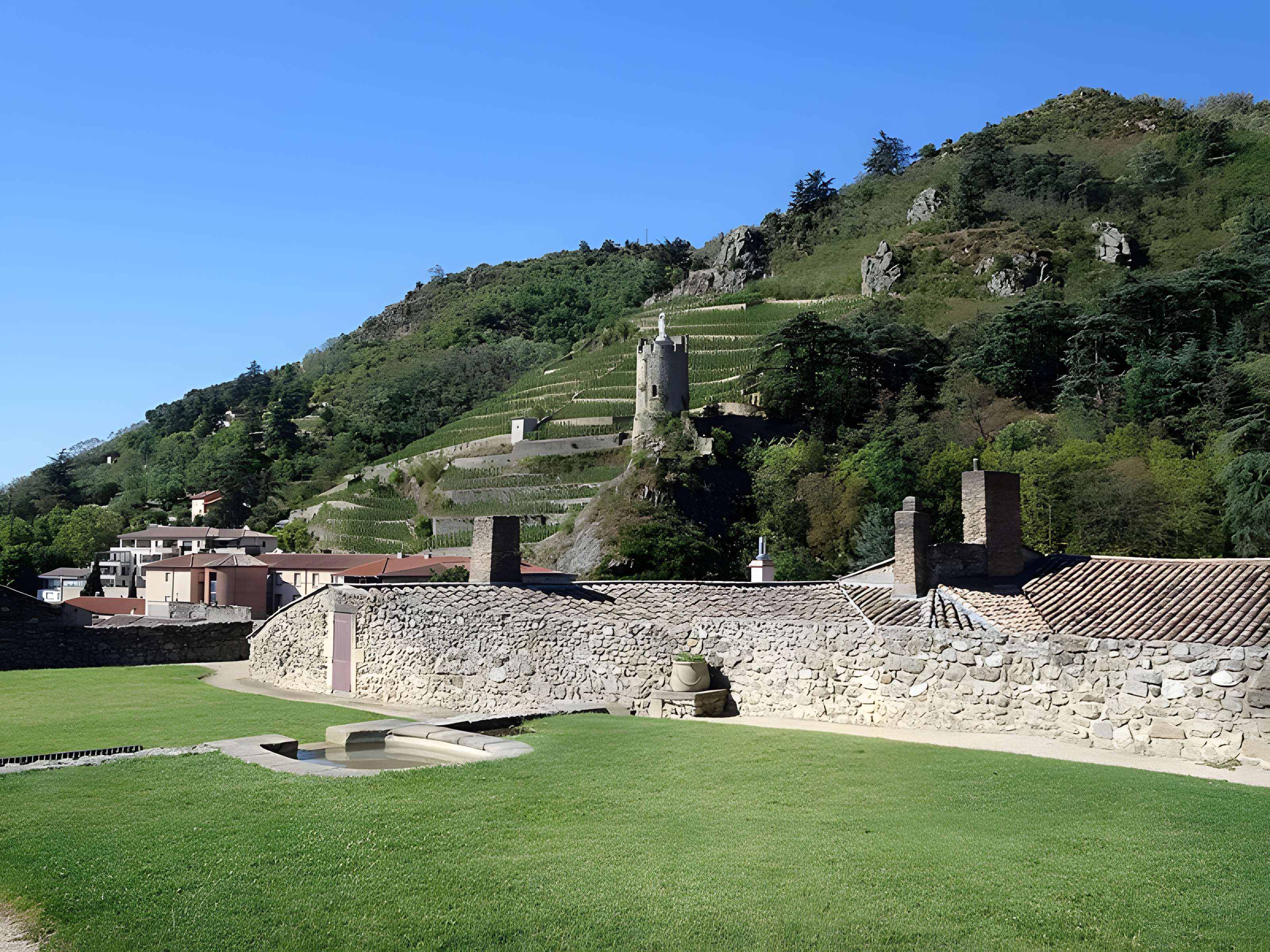 Tour de la Vierge de Tournon-sur-Rhône