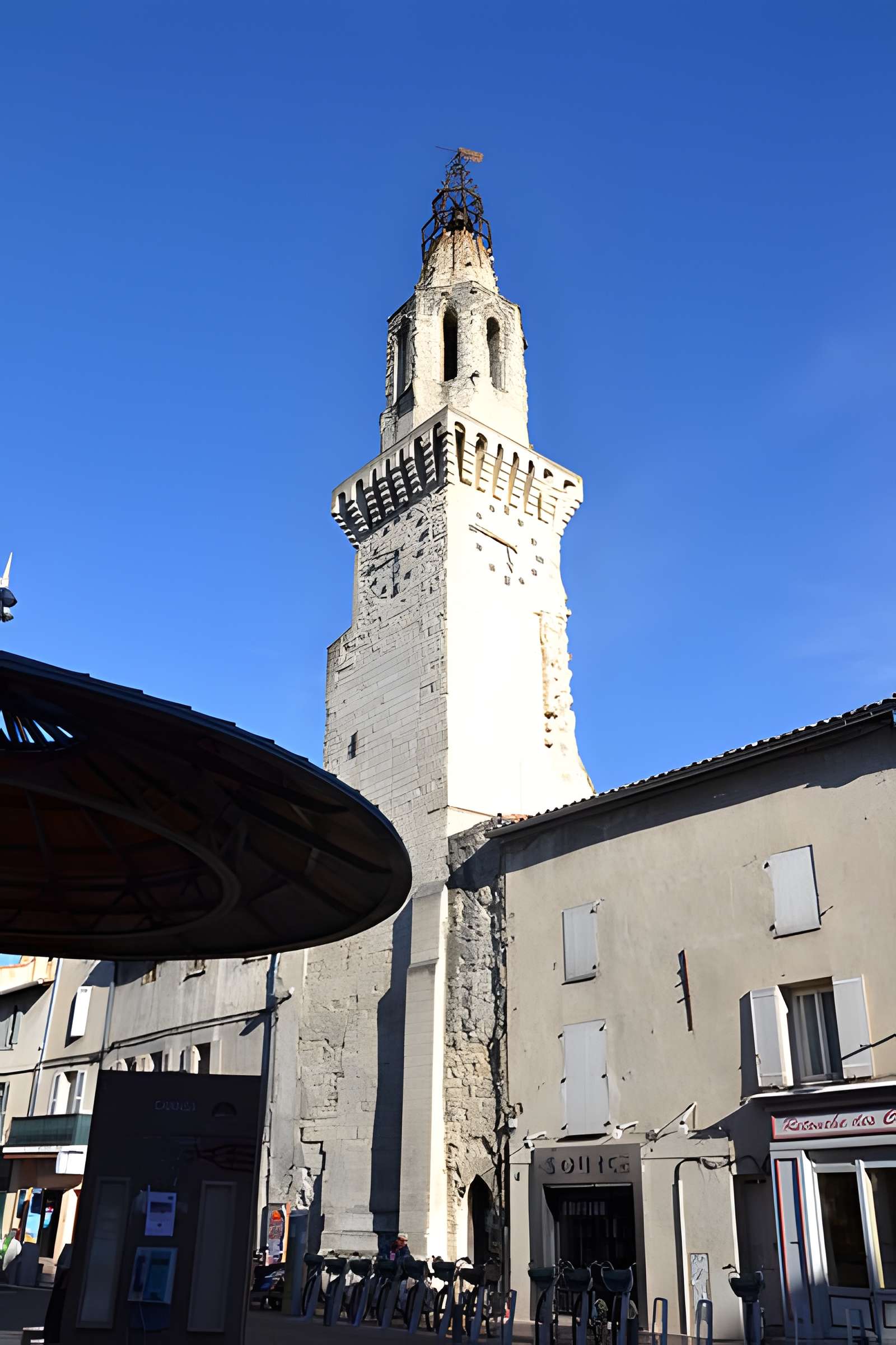 Tour des Augustins d'Avignon