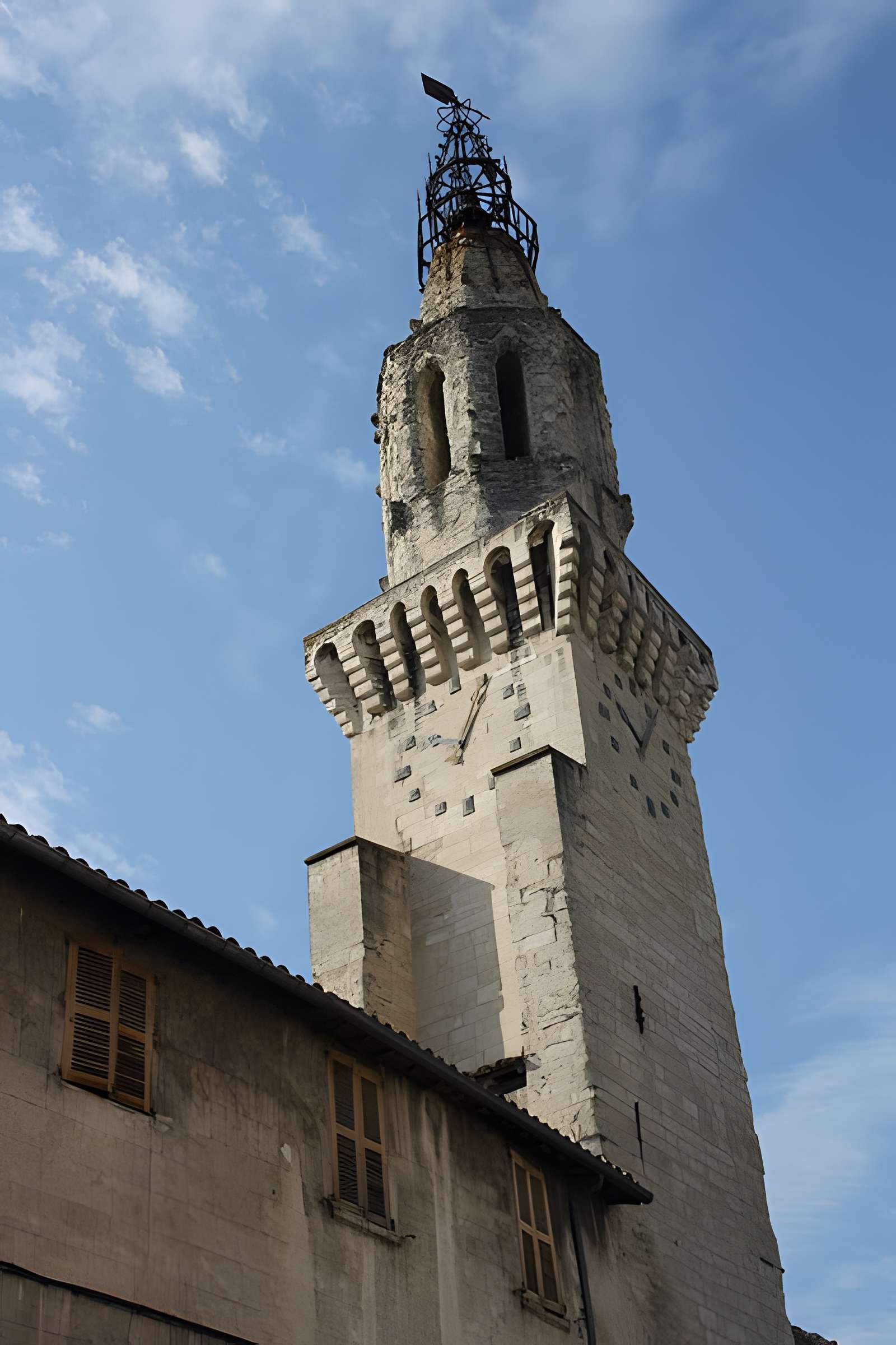 Tour des Augustins d'Avignon
