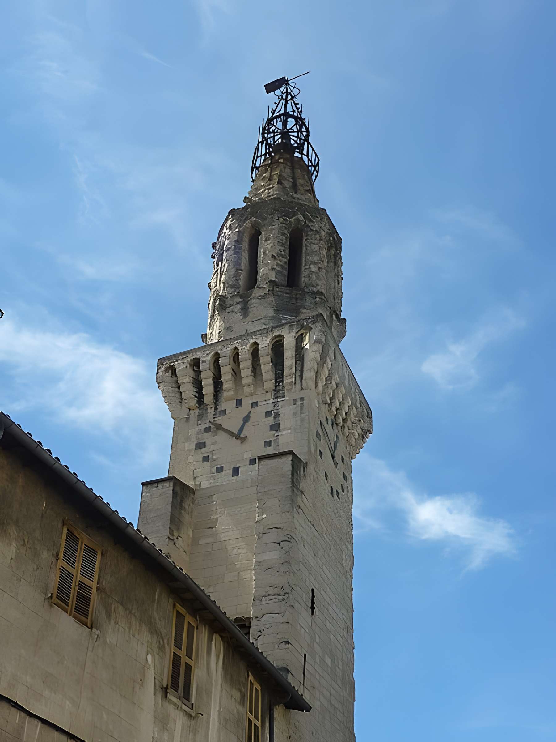 Tour des Augustins d'Avignon