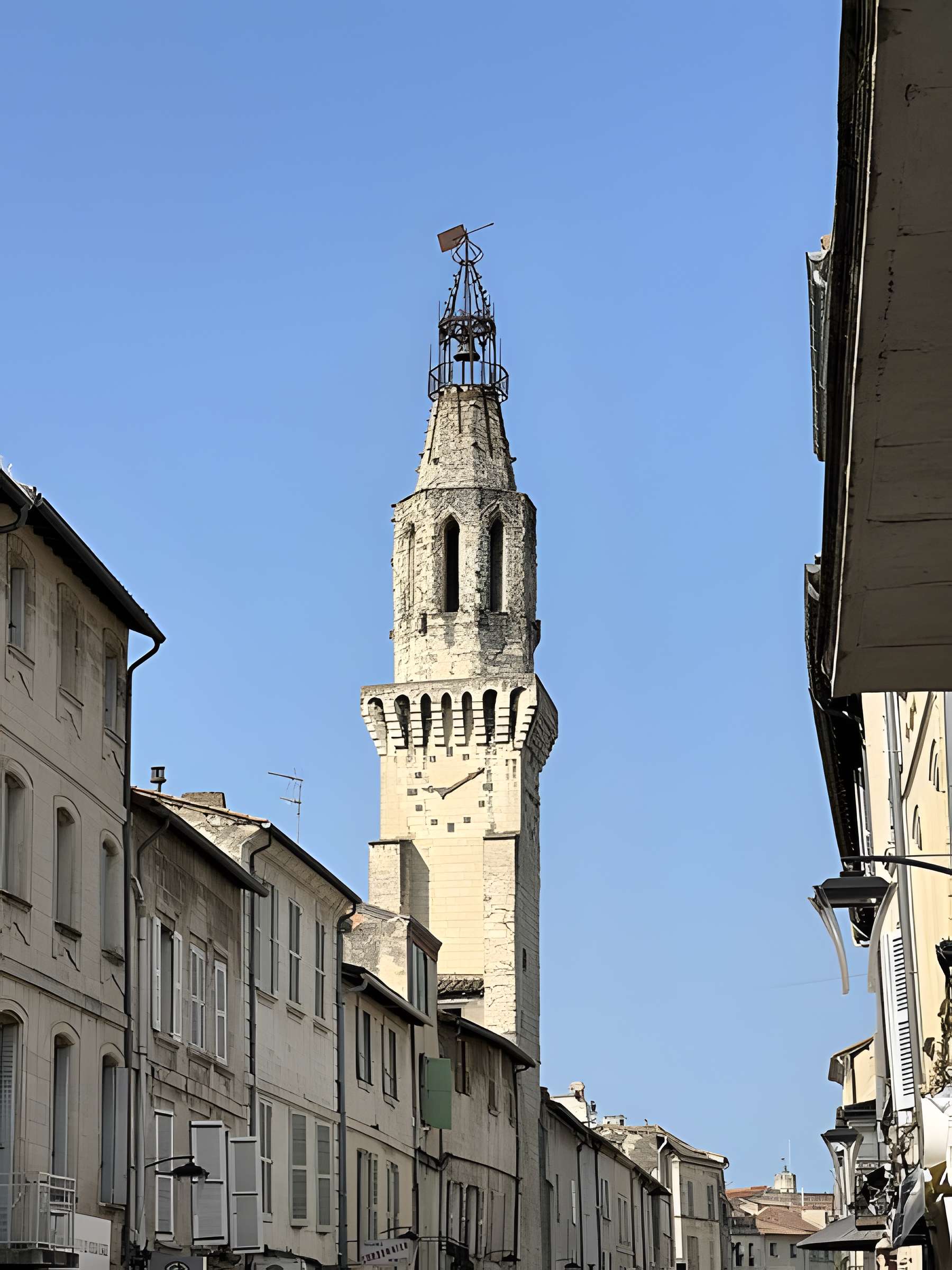 Tour des Augustins d'Avignon
