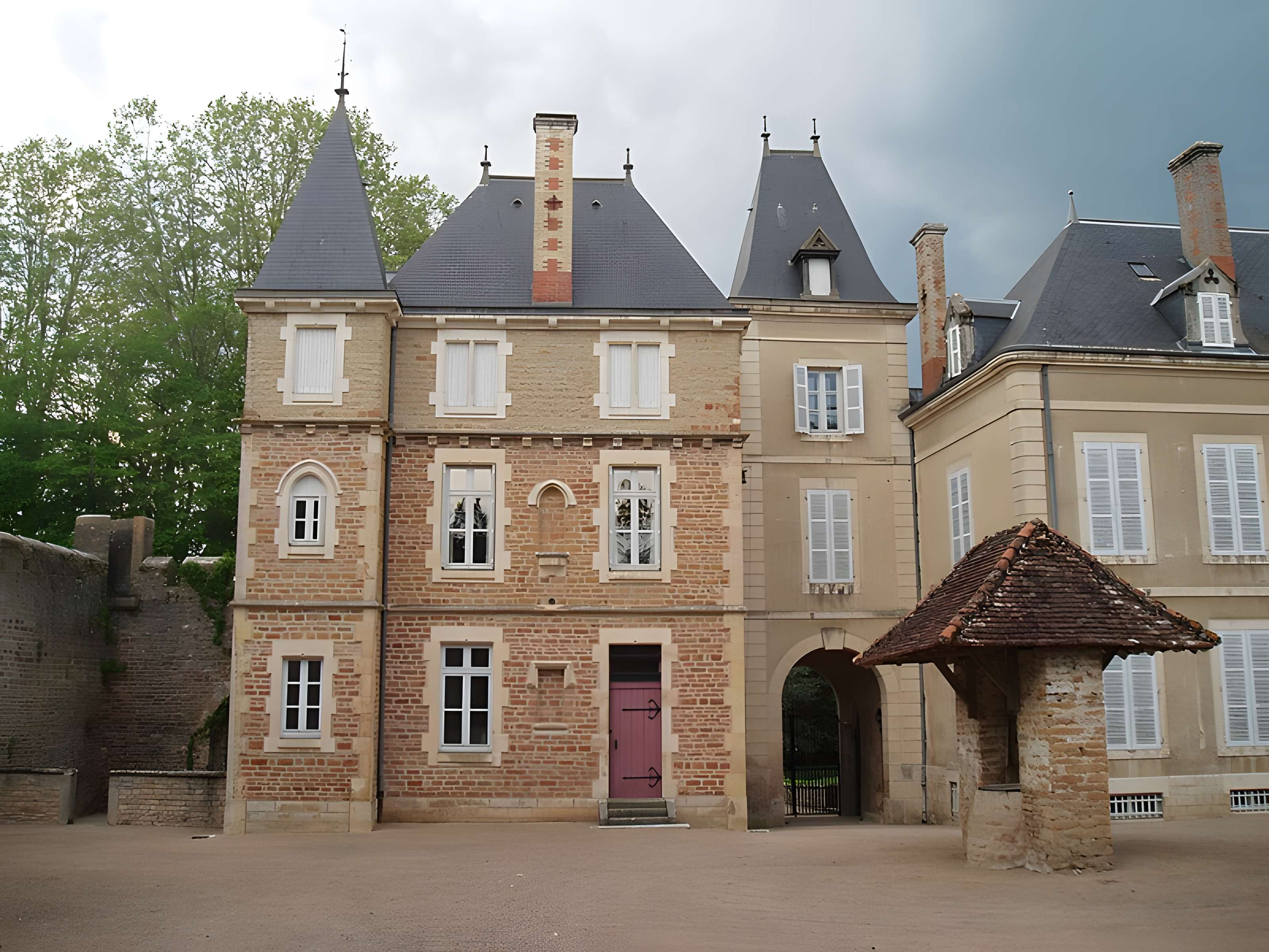 Château de la Chapelle de Bragny