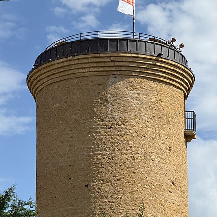 Photo de Tour dOingt