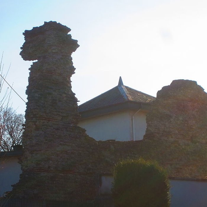 Photo de Tour du Bacha de Deneuvre