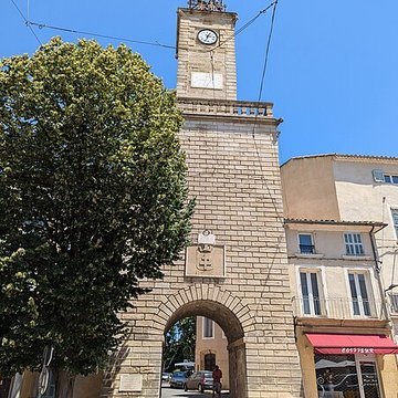 Tour du Jacquemart de Lambesc