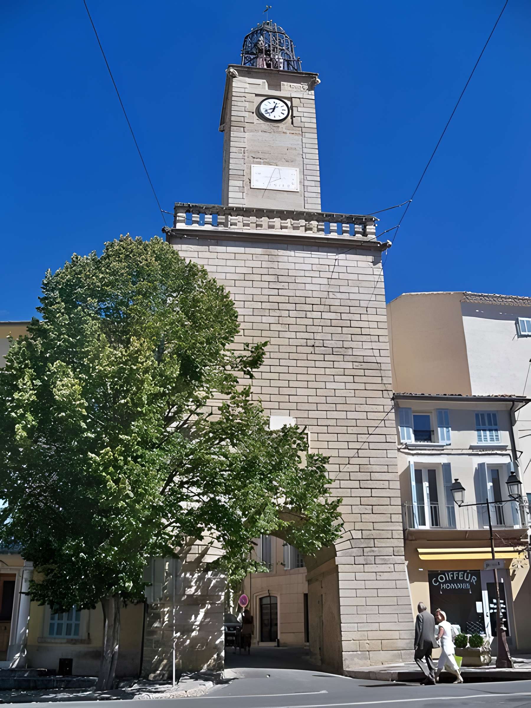 Tour du Jacquemart de Lambesc 